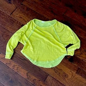 Green sweater/sweatshirt size M